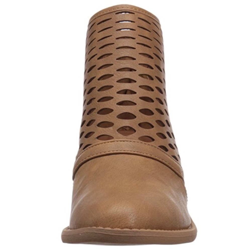 Tan Perforated Western Chunky Heel Ankle Bootie - Picture 4 of 5